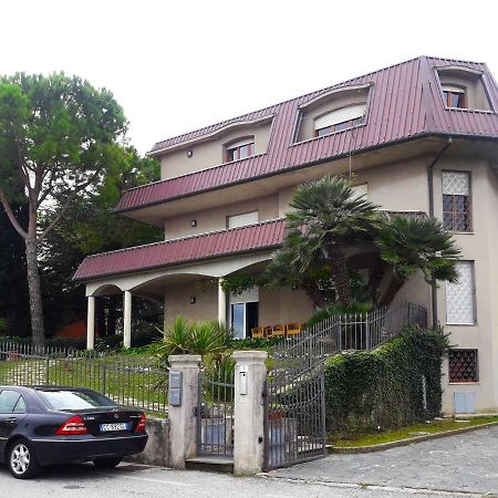 Апартаменты Atelier Marche Кастельфидардо Экстерьер фото